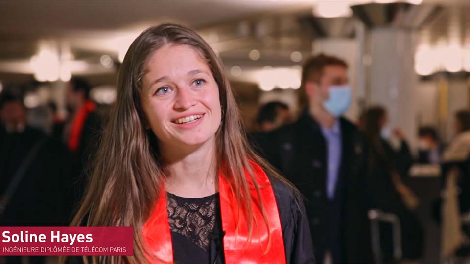 Témoin diplômée Soline Hayes (vidéo)